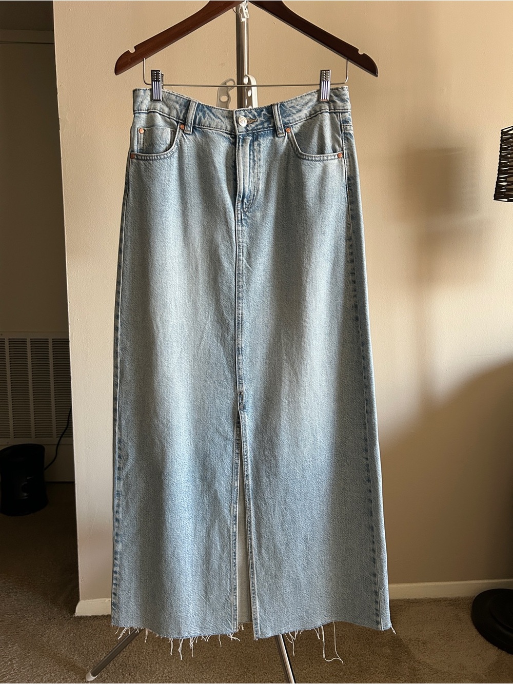 High Waisted Denim Maxi Skirt Front Slit Raw Hem Boho Western Cowgirl, Size 4